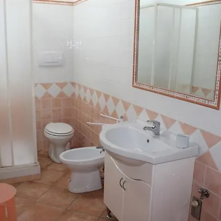 Cave Trilocale E Monolocale A Apartamento *