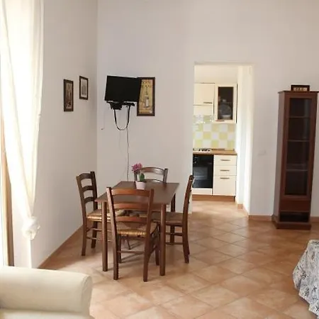 Apartamento Cave Trilocale E Monolocale A