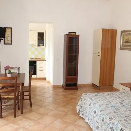 Apartamento Cave Trilocale E Monolocale A